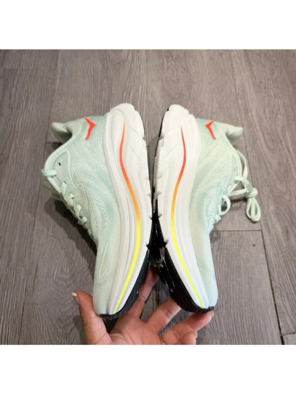 Hoka One One Clifton 10 Womens Size 7 B Sea Glass Neon Running Shoes Sneakers